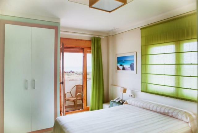 Hotel Colores De Zahara 2*